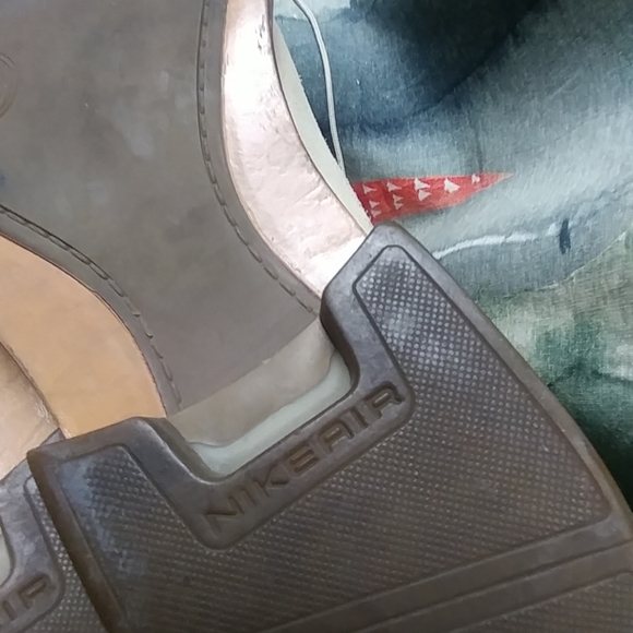 COLE Haan - Picture 5 of 6